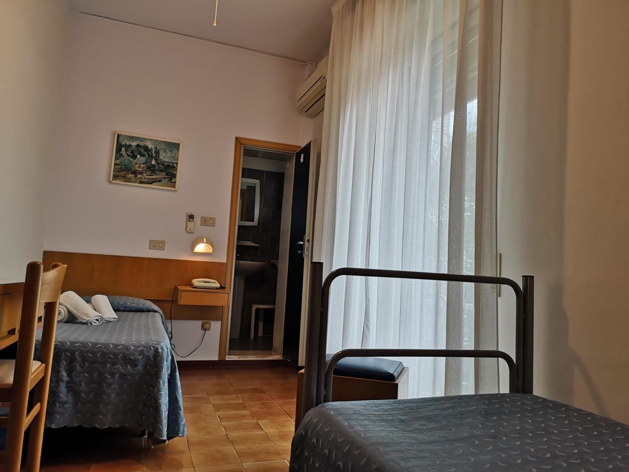 Hotel Nives Ριτσόνε Δωμάτιο φωτογραφία